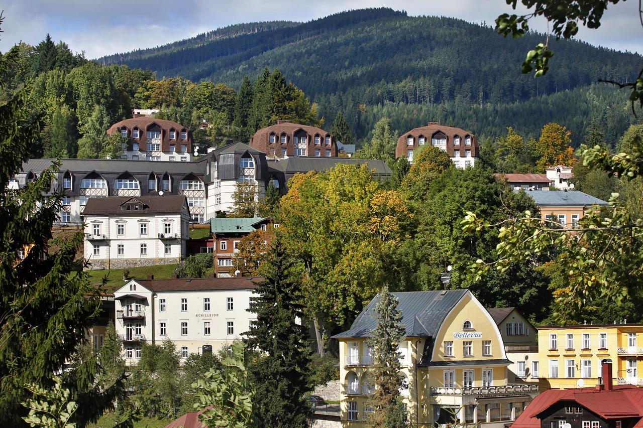 Reva Hotel Janske Lazne Bagian luar foto